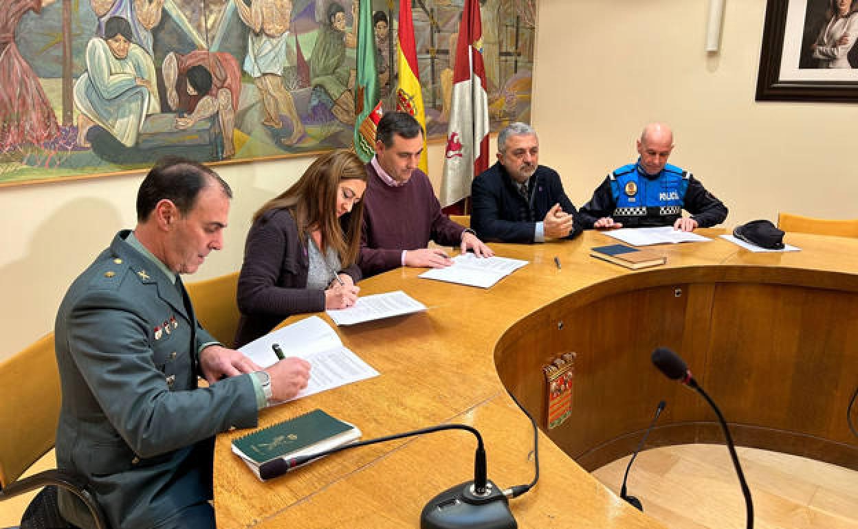 Firma del convenio. 