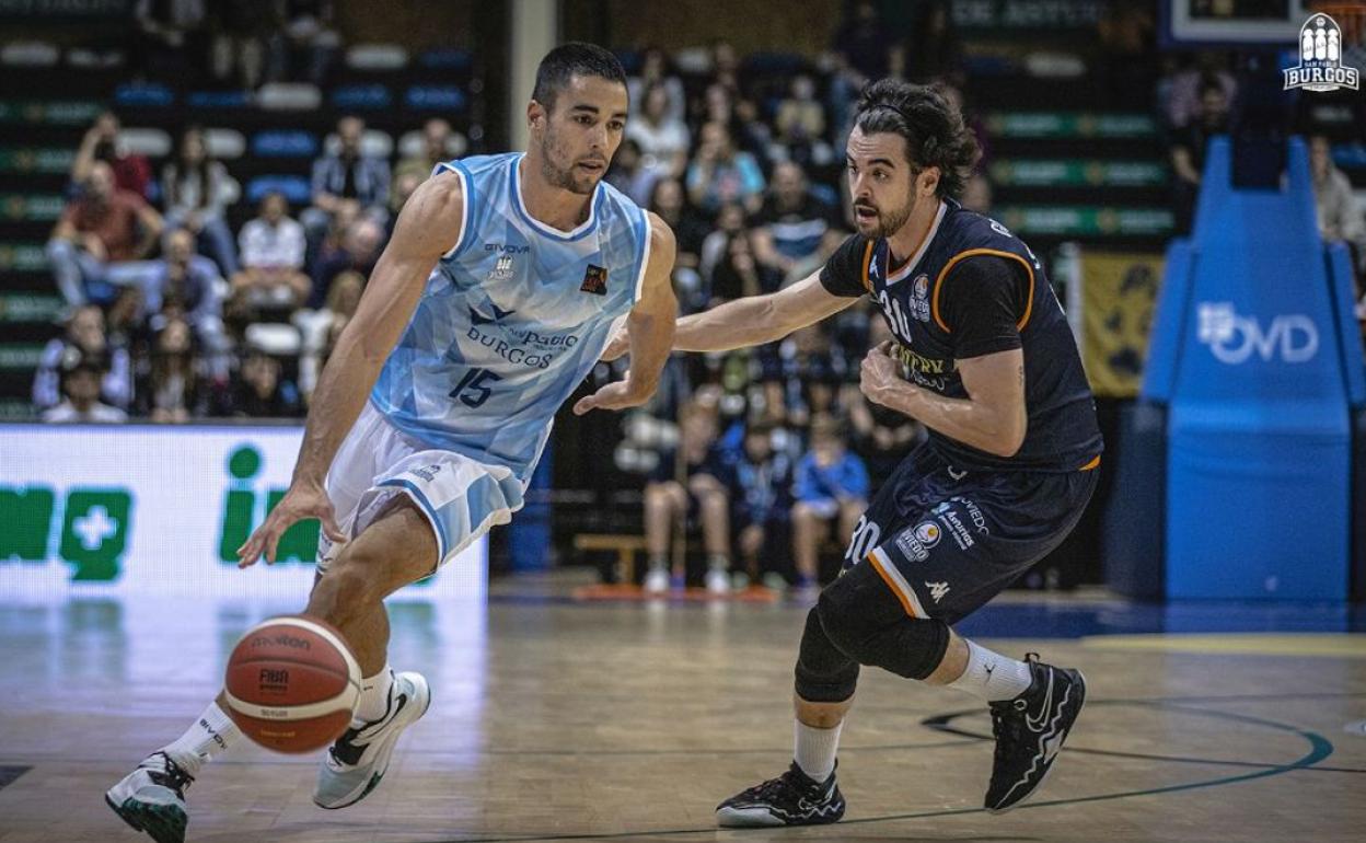 Álex López en el partido de la primera vuelta frente al Alimerka Oviedo. 