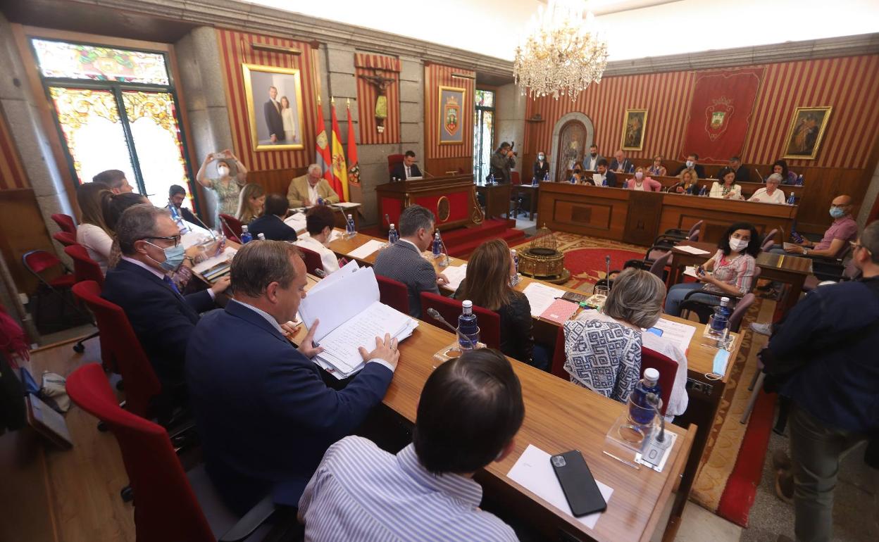 Pleno del Ayuntamiento de Burgos.