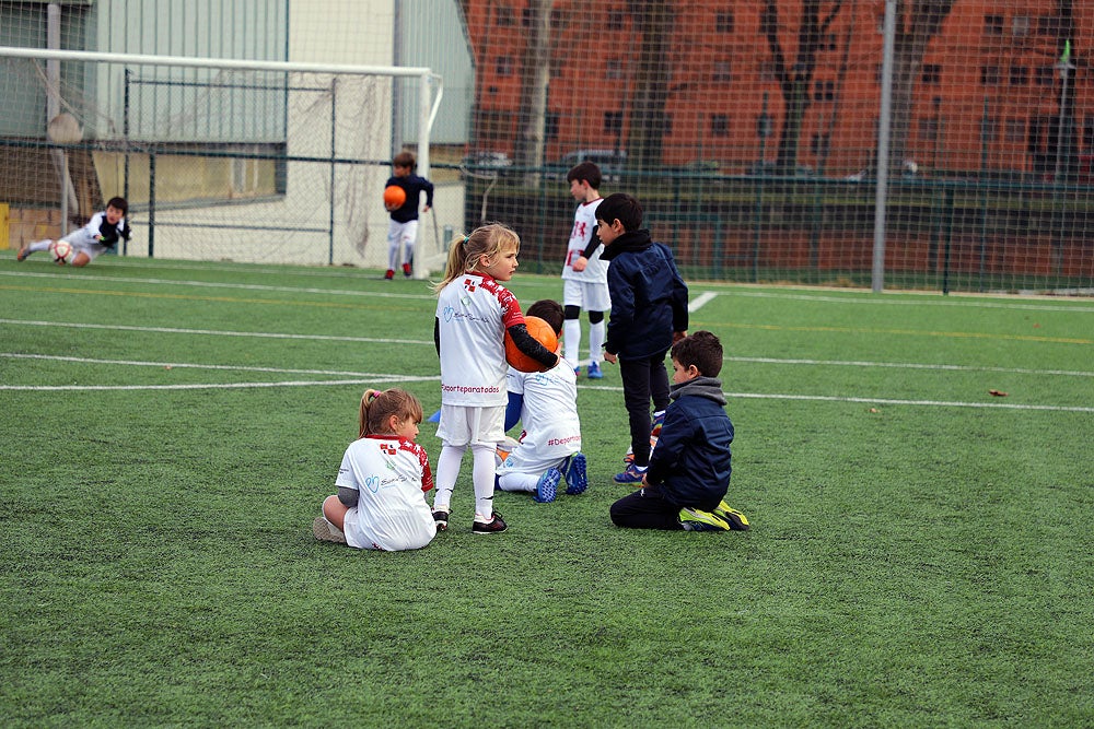 Fotos: Equipo de Burgos de la escuela de deporte inclusivo de Castilla y León