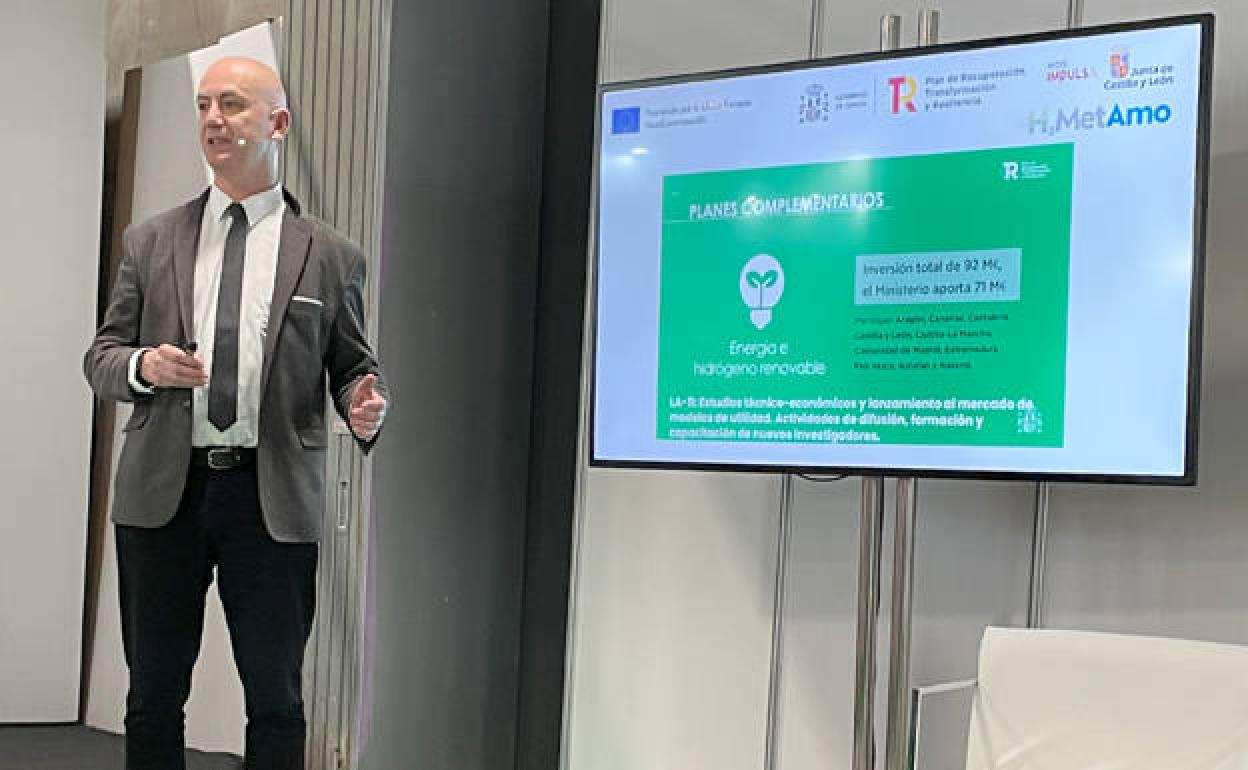 José Miguel García Pérez, vicerrector de Investigación, Transferencia e Innovación, en la presentación.