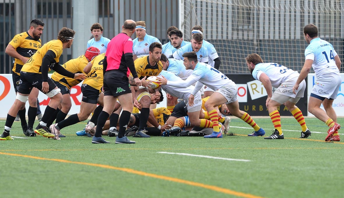 Fotos: Partido entre el Recoletas Burgos y la UE Santboiana