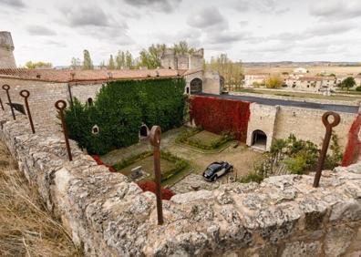 Imagen secundaria 1 - Imágenes del exterior e interior del castillo. 