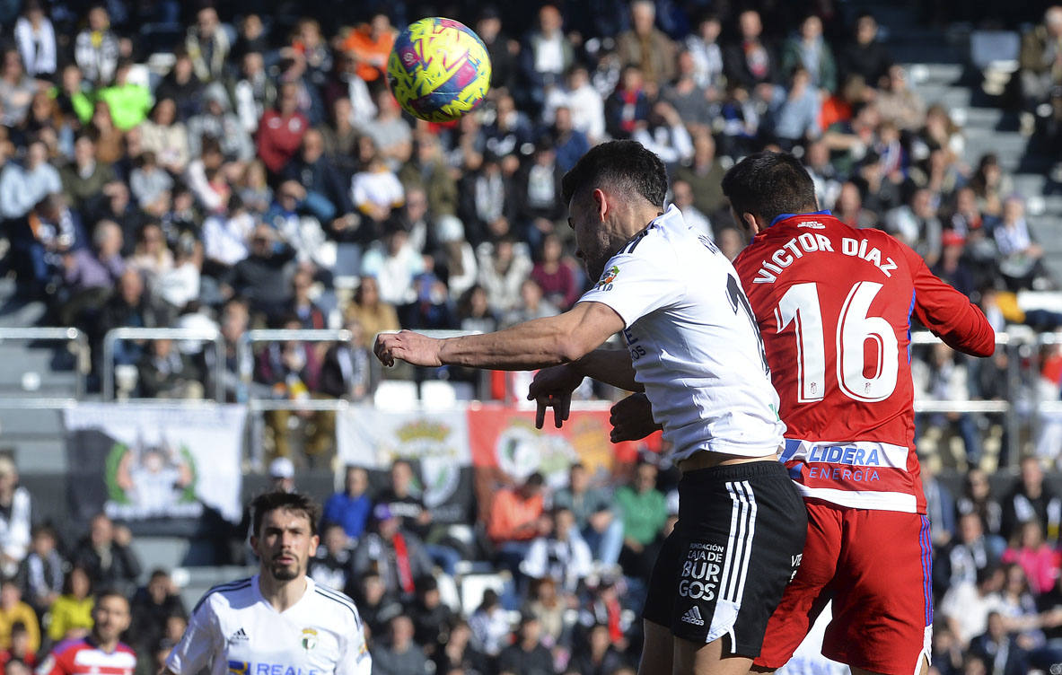 Imágenes de la derrota del Burgos CF ante el Granada CF este sábado en El Plantío