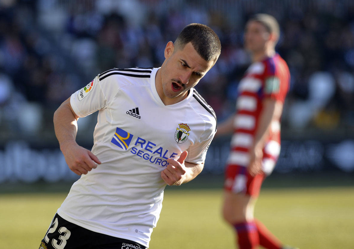 Imágenes de la derrota del Burgos CF ante el Granada CF este sábado en El Plantío