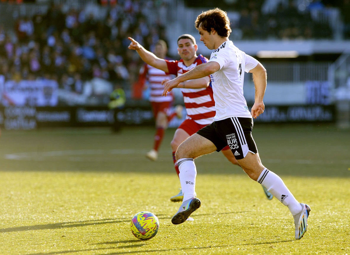 Imágenes de la derrota del Burgos CF ante el Granada CF este sábado en El Plantío