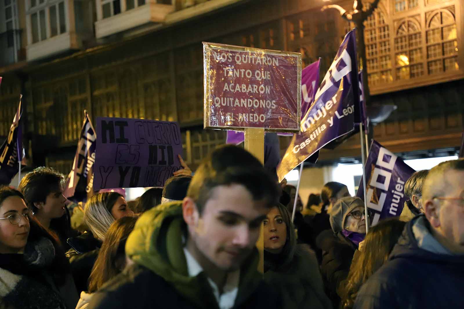 Fotos: El feminismo se echa a las calles de Burgos