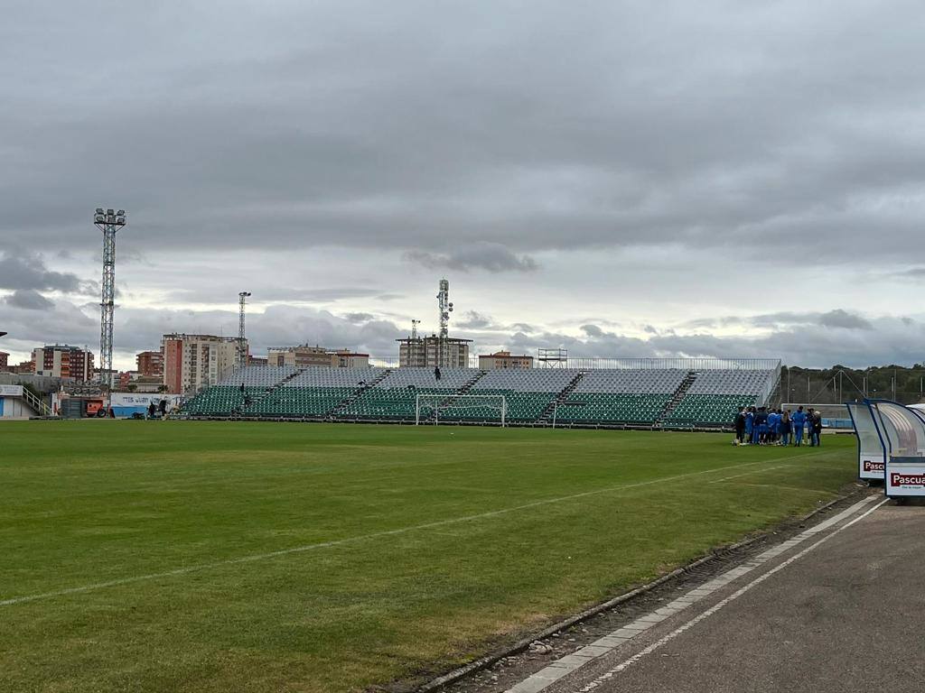 Así se prepara el estadio de la Arandina para recibir al Real Madrid