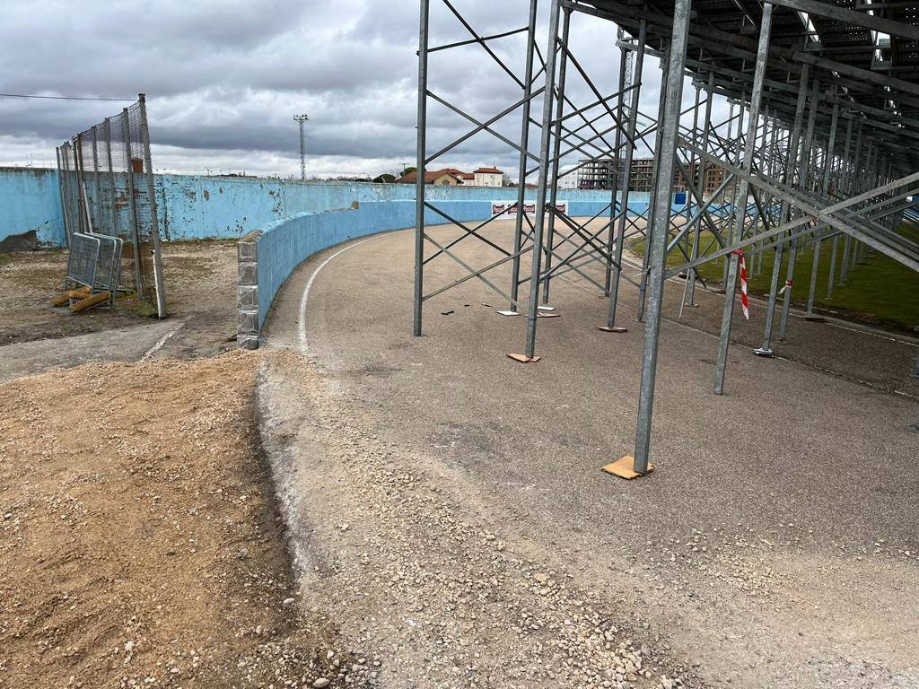 Así se prepara el estadio de la Arandina para recibir al Real Madrid