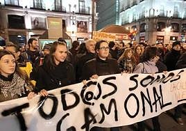 Concentración en la Puerta del Sol de Madrid a favor de los vecinos del barrio de Gamonal.