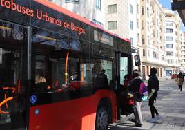 Autobús de la línea 1 entre el centro y Gamonal.