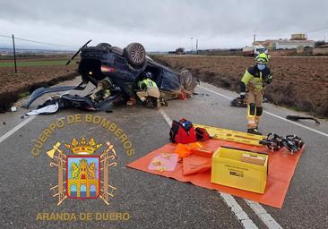 Herido en un vuelco en Campillo de Aranda