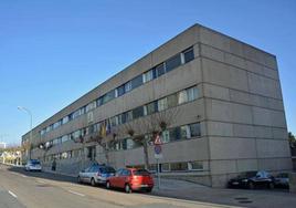 El edificio de la Policía Local de Burgos cambiará radicalmente su imagen.