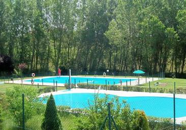 Mil euros al año por gestionar las piscinas: la oferta de un pueblo burgalés