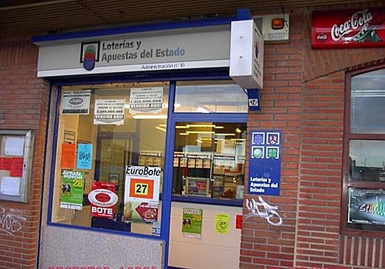 Administración de Loterías donde han sido consignado el número premiado.
