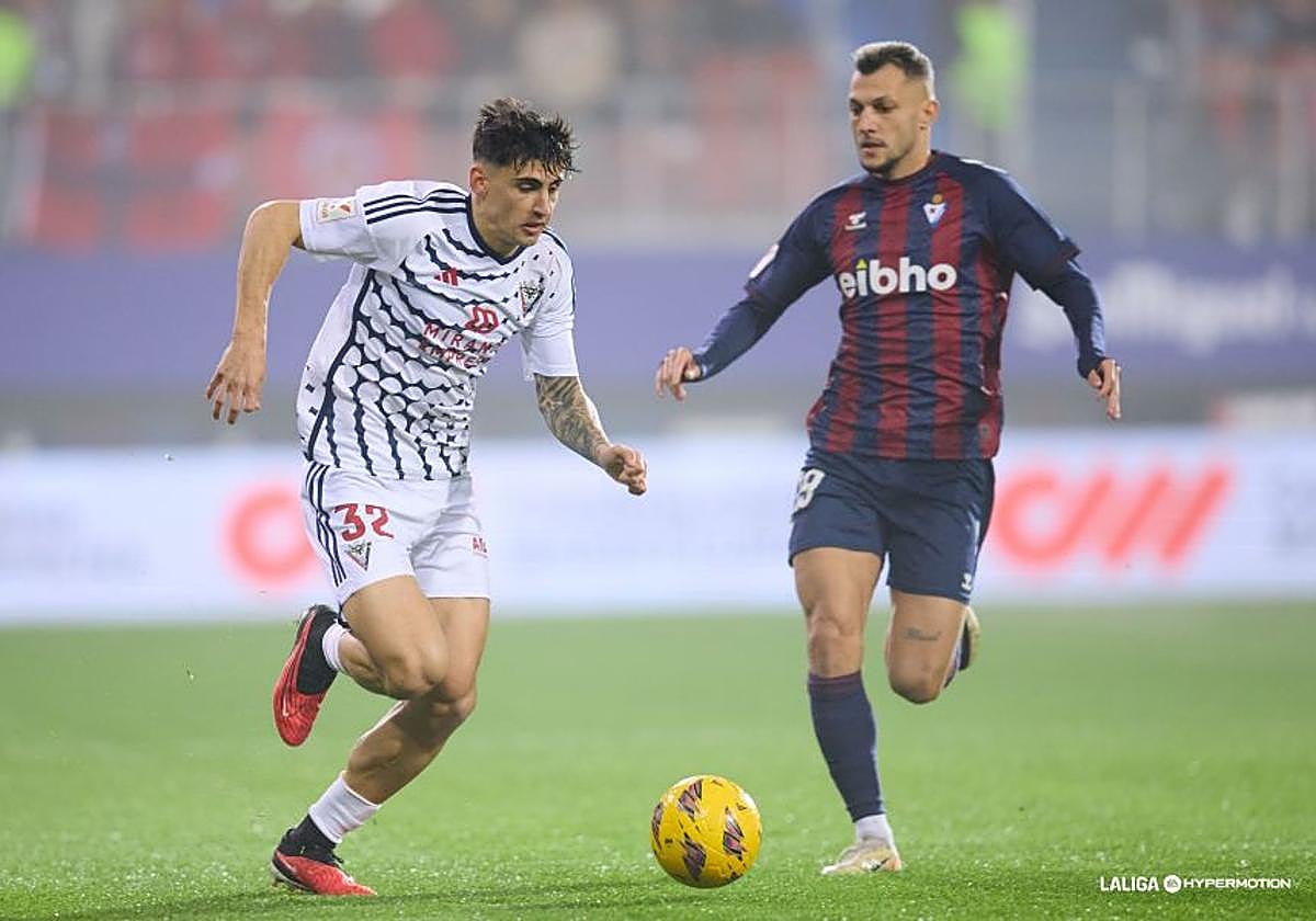 Imagen del partido disputado en Ipurúa.