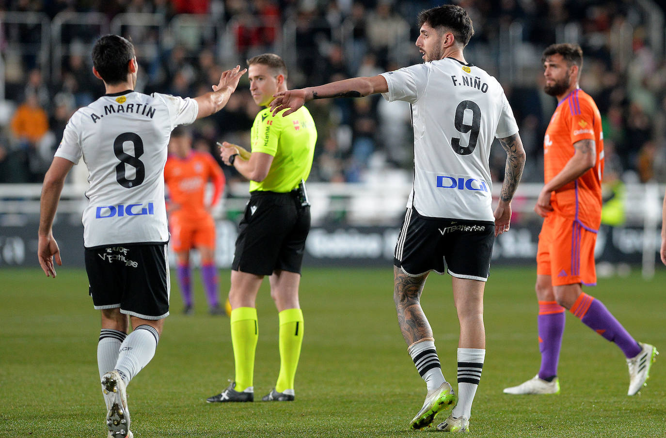 El partido Burgos CF-Albacete, en imágenes
