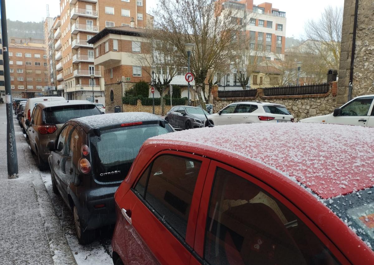 Imagen secundaria 1 - Una fuerte granizada sorprende a Burgos este sábado