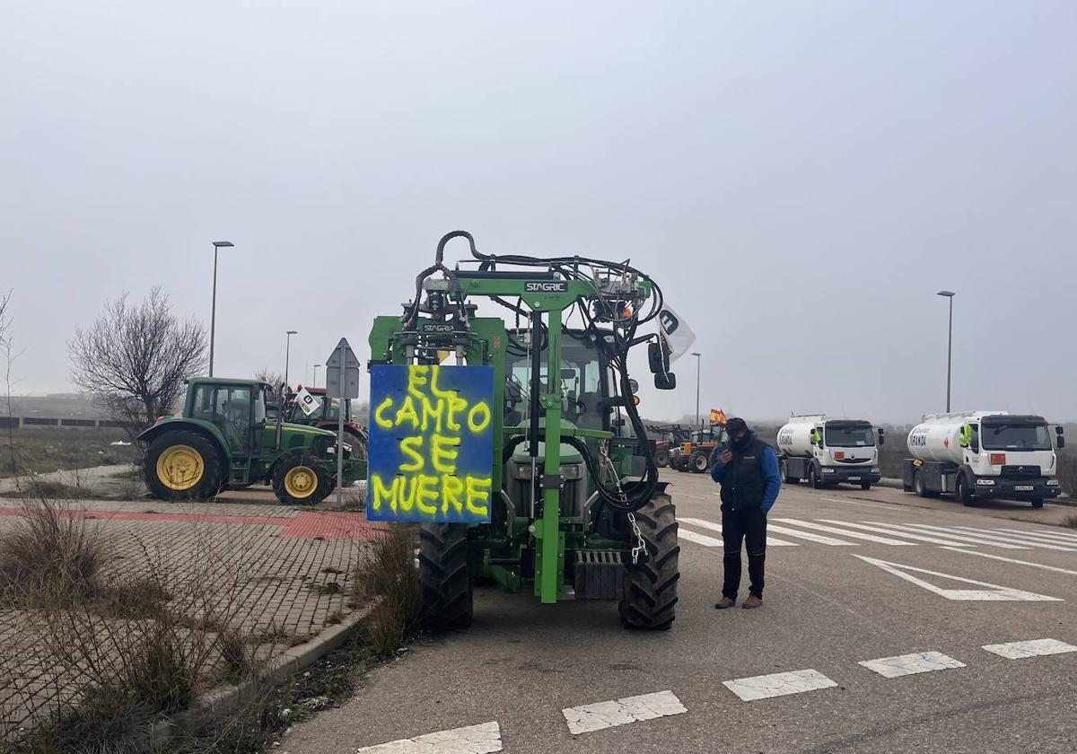 Imagen de las protestas agrarias autorizadas esta mañana en Aranda de Duero.