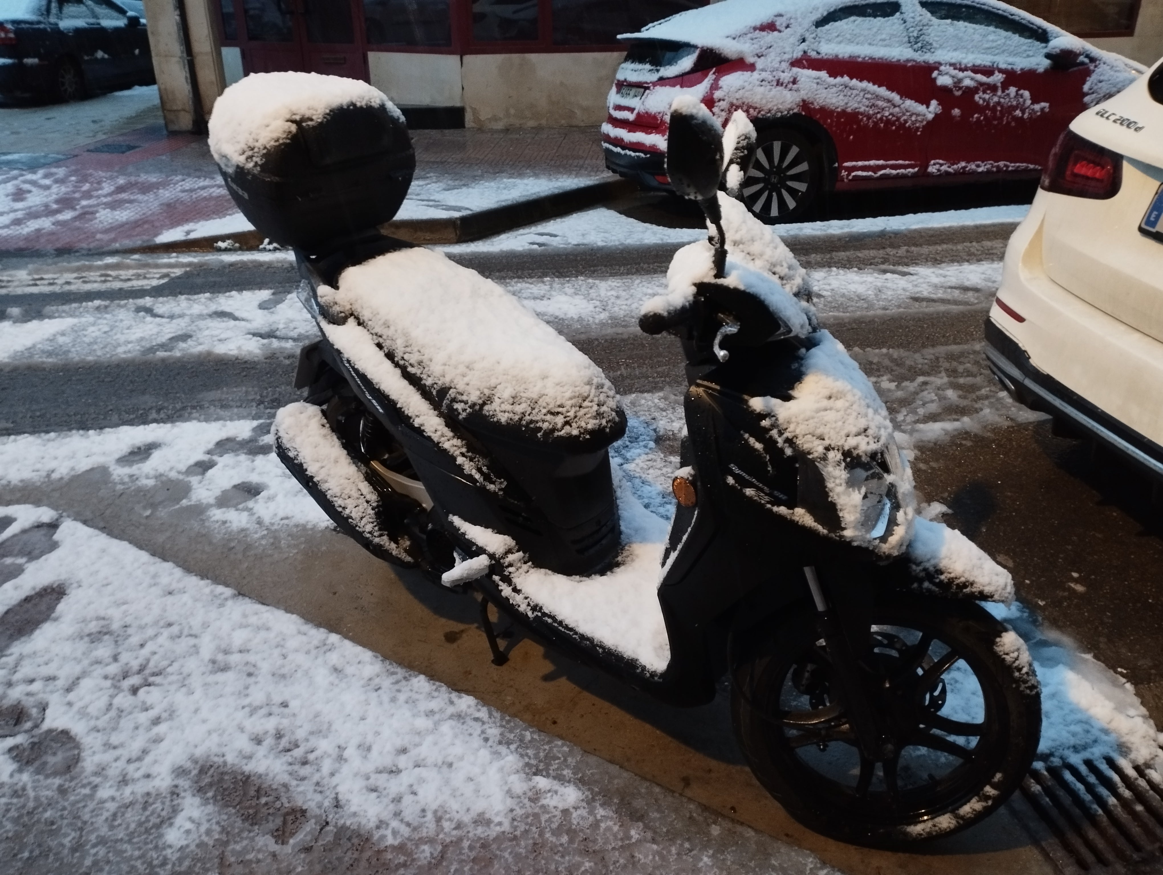 La nieve en Burgos, en imágenes