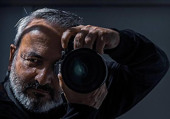 El fotógrafo burgalés Santiago Martínez de Setién.