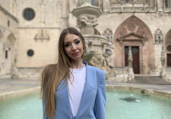 Alba Abad representa a Burgos en el concurso nacional de Reina de la Belleza.