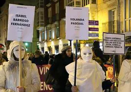 La manifestación ha recordado a las asesinadas por la violencia machista en Burgos