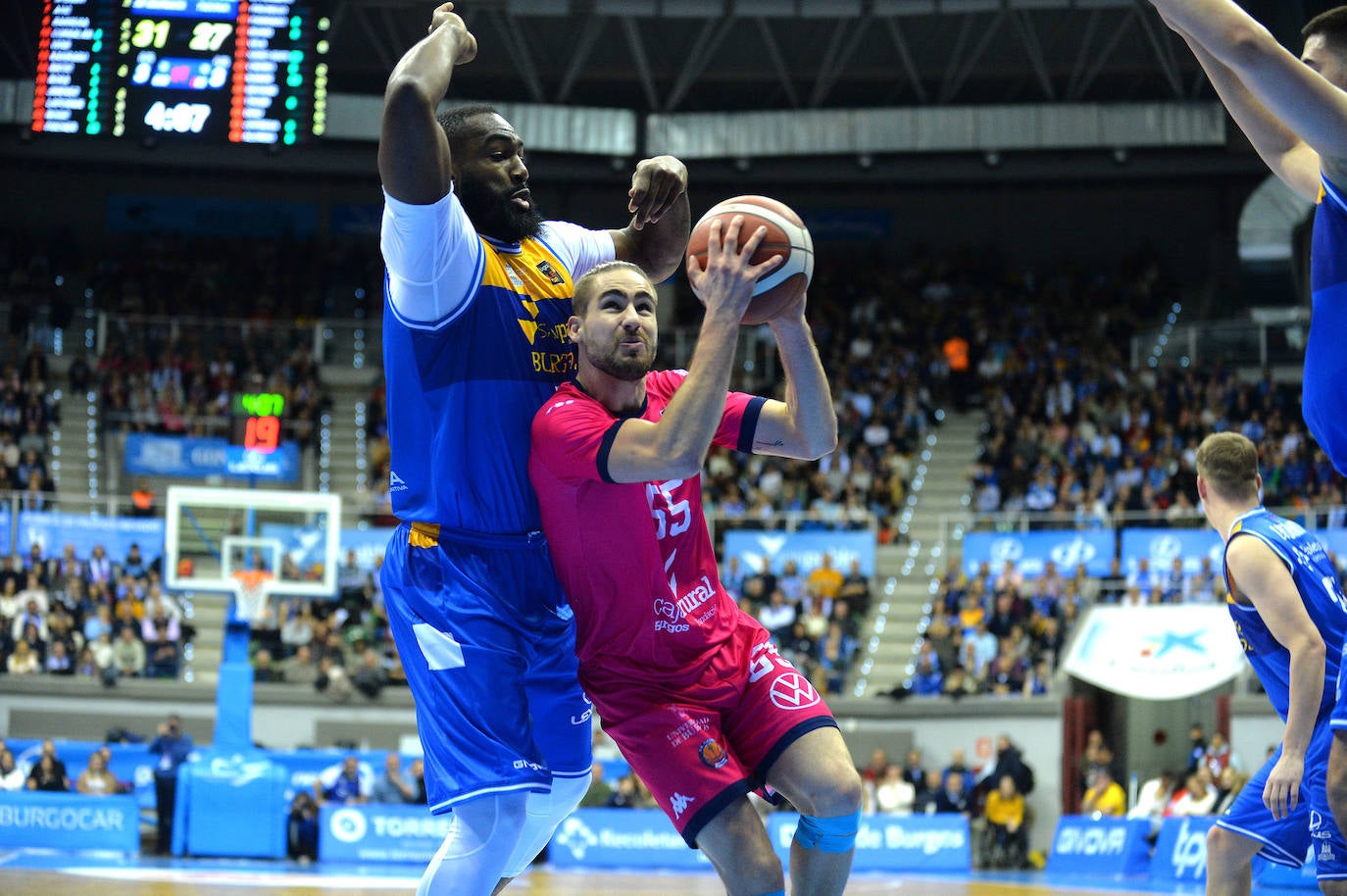 El derbi burgalés de baloncesto, en imágenes