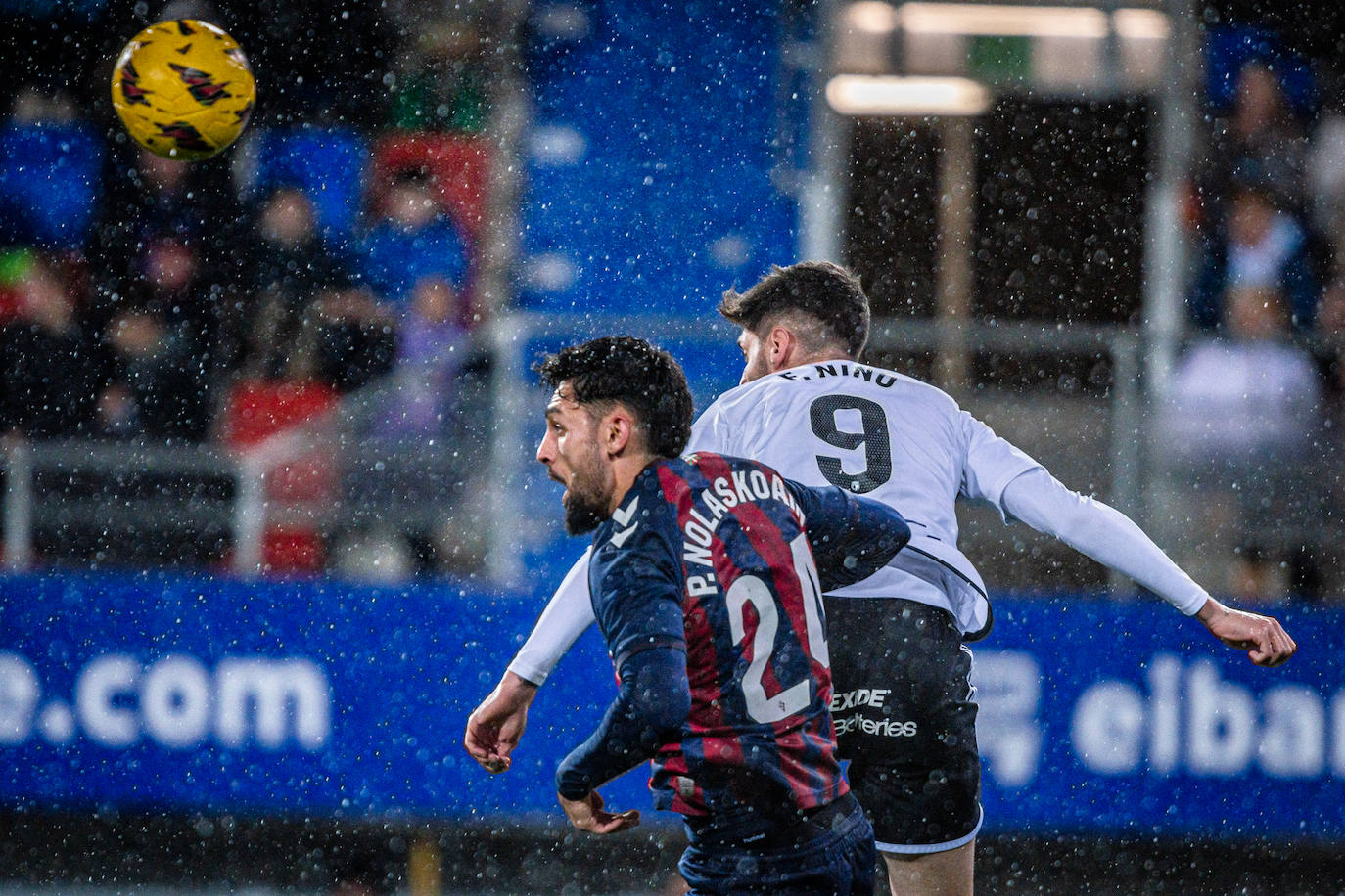 El partido SD Eibar - Burgos CF, en imágenes