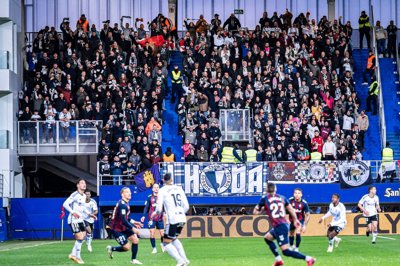 El partido SD Eibar - Burgos CF, en imágenes