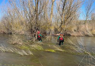 Los ríos Arlanza y Pedroso centran la búsqueda de los dos desaparecidos en Burgos