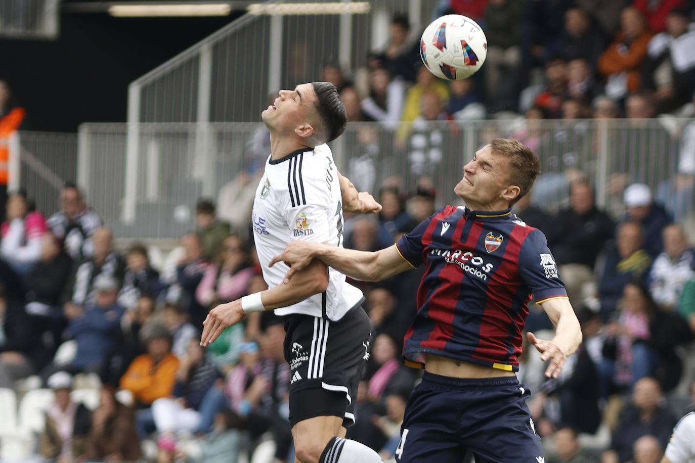 Andrés Fernández evita la cuarta victoria consecutiva del Burgos CF