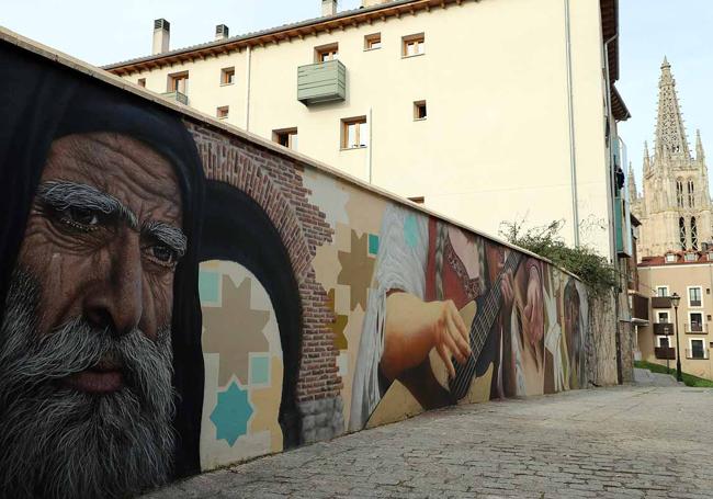 Tres culturas confluyen en el Callejón de las Brujas.