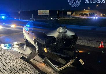 Choca contra una farola tras dormirse al volante en Burgos