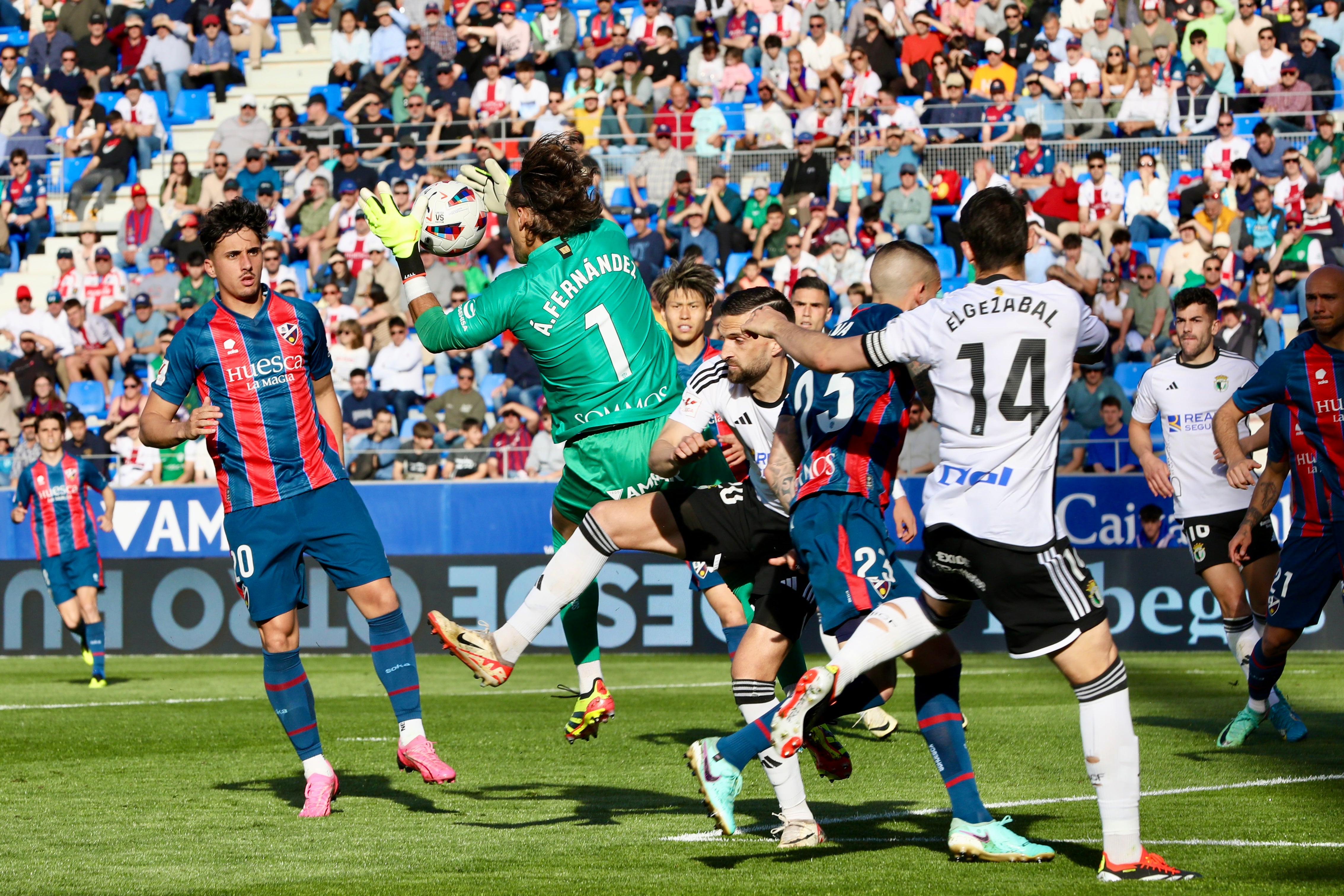 Así ha sido la derrota del Burgos CF ante la SD Huesca en imágenes