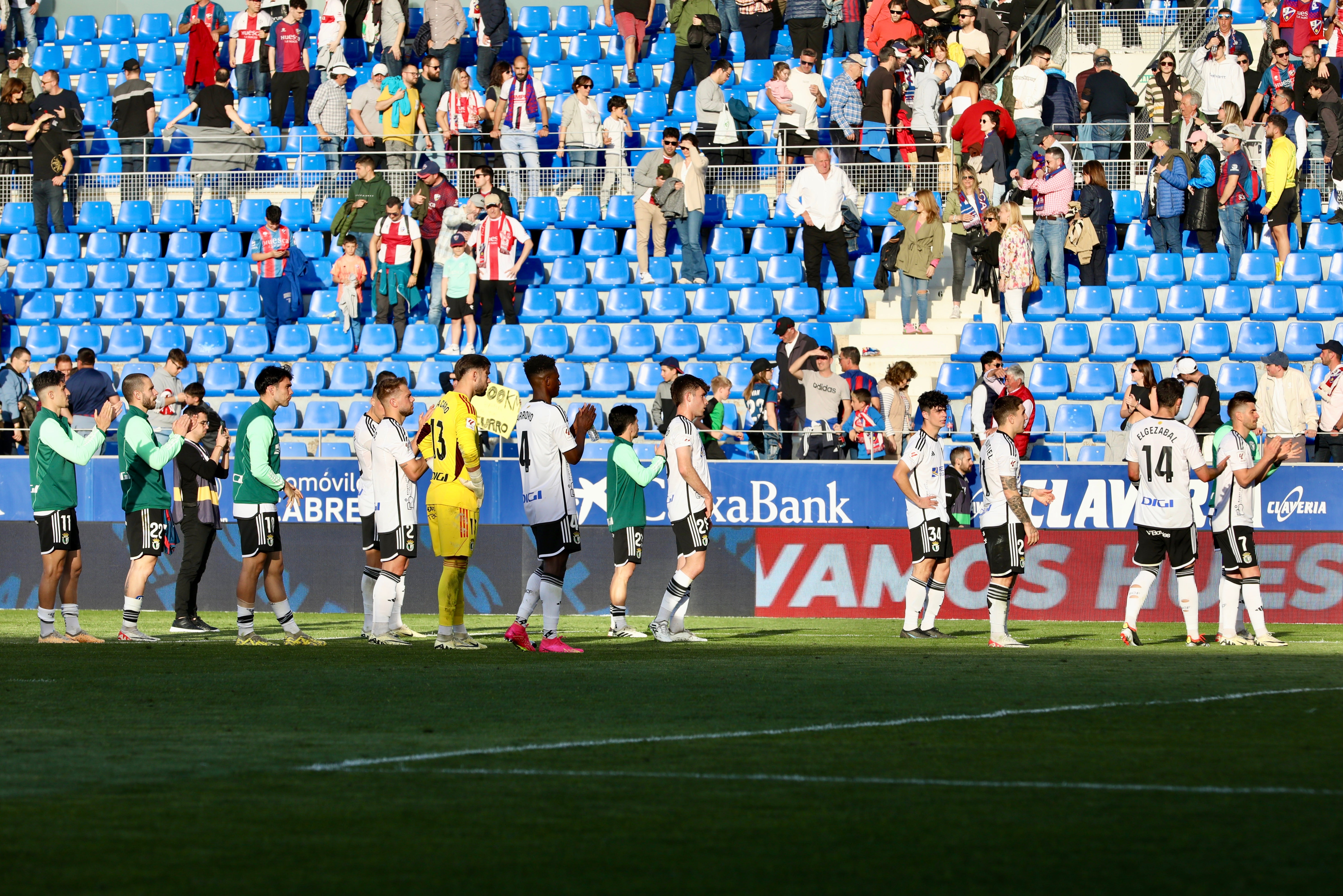 Así ha sido la derrota del Burgos CF ante la SD Huesca en imágenes