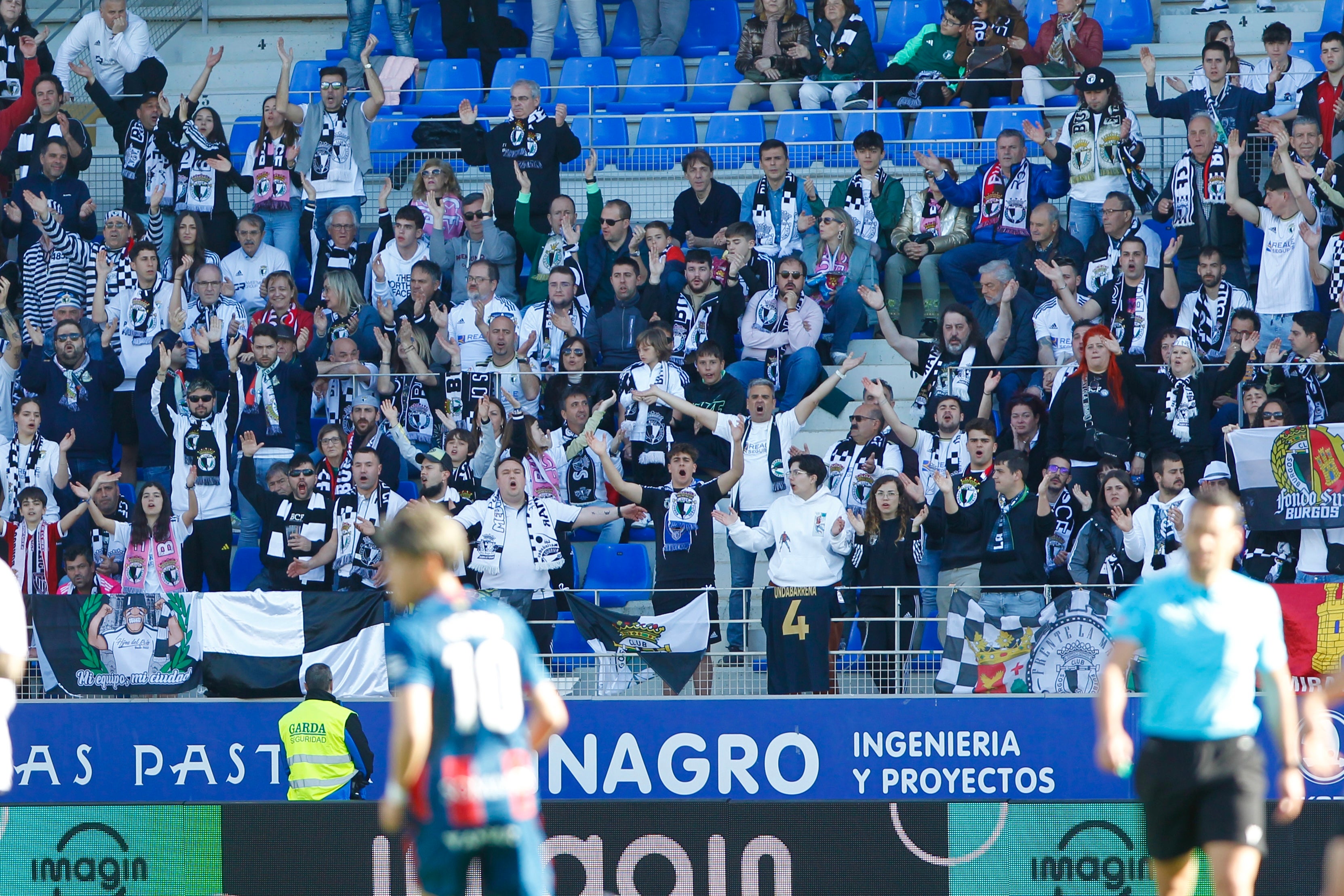 Así ha sido la derrota del Burgos CF ante la SD Huesca en imágenes