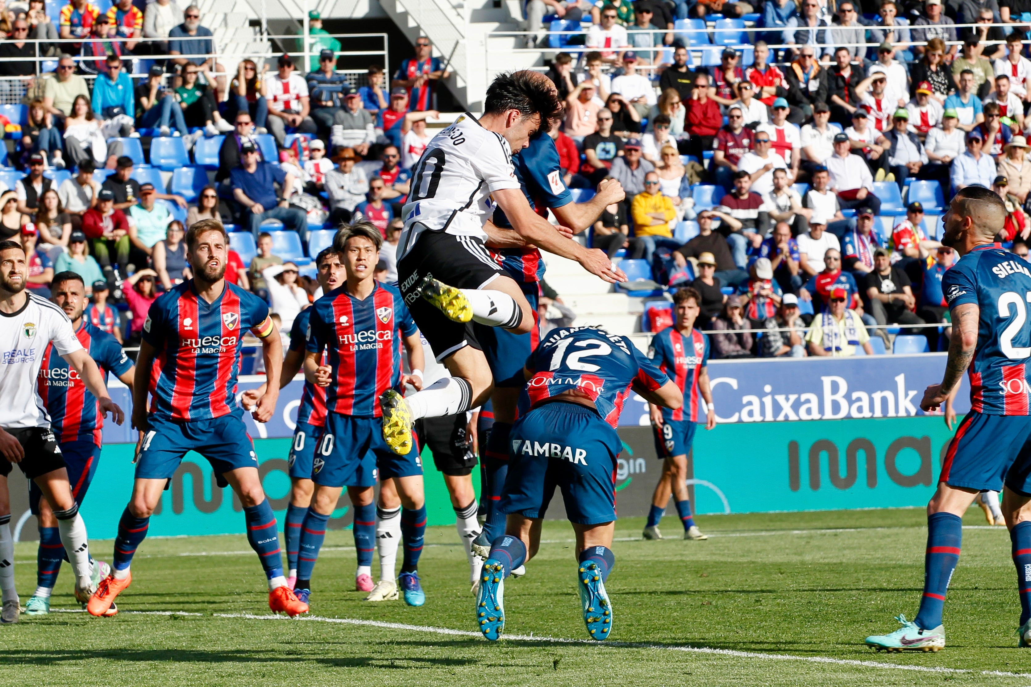 Así ha sido la derrota del Burgos CF ante la SD Huesca en imágenes