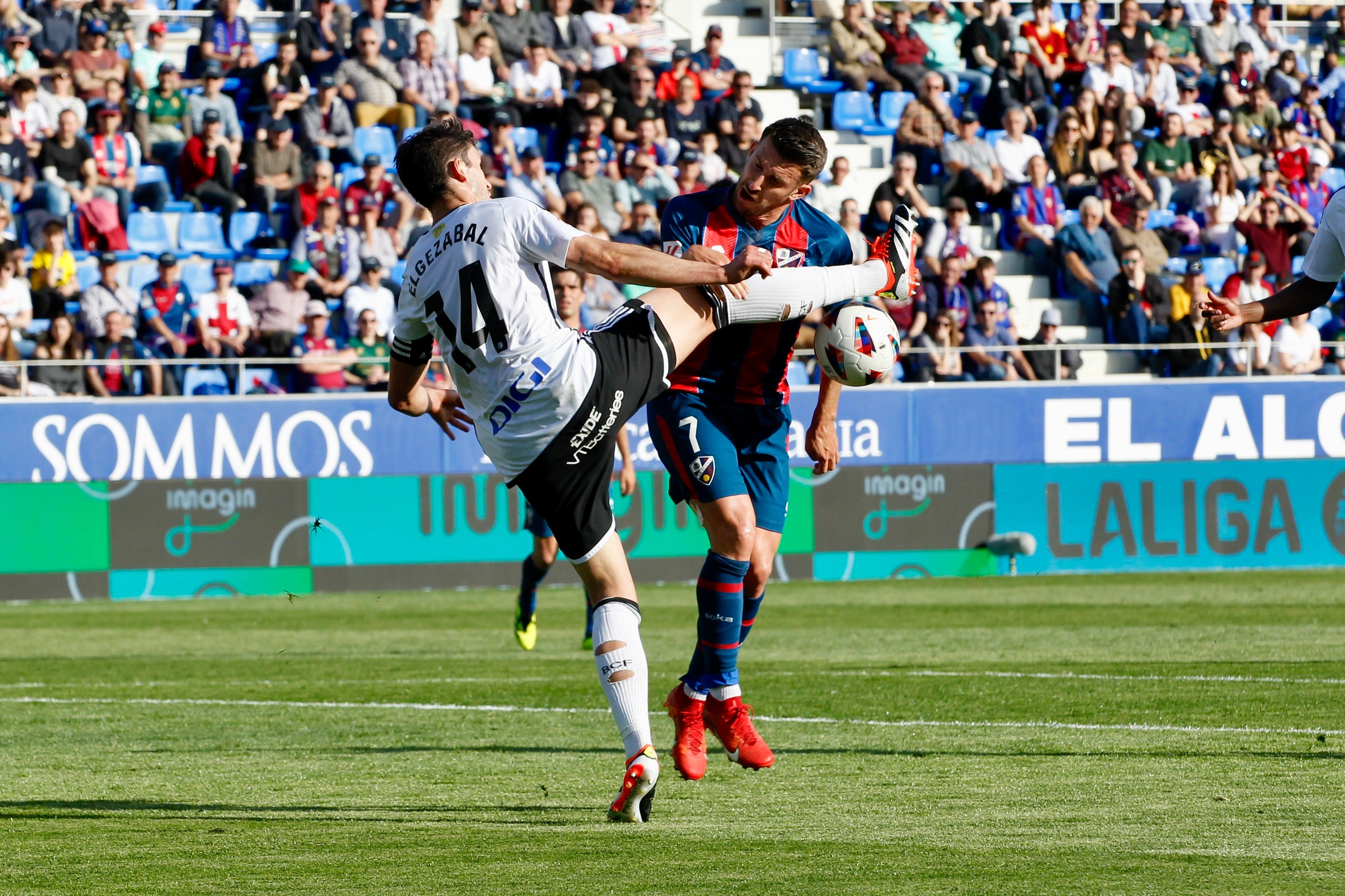 Así ha sido la derrota del Burgos CF ante la SD Huesca en imágenes