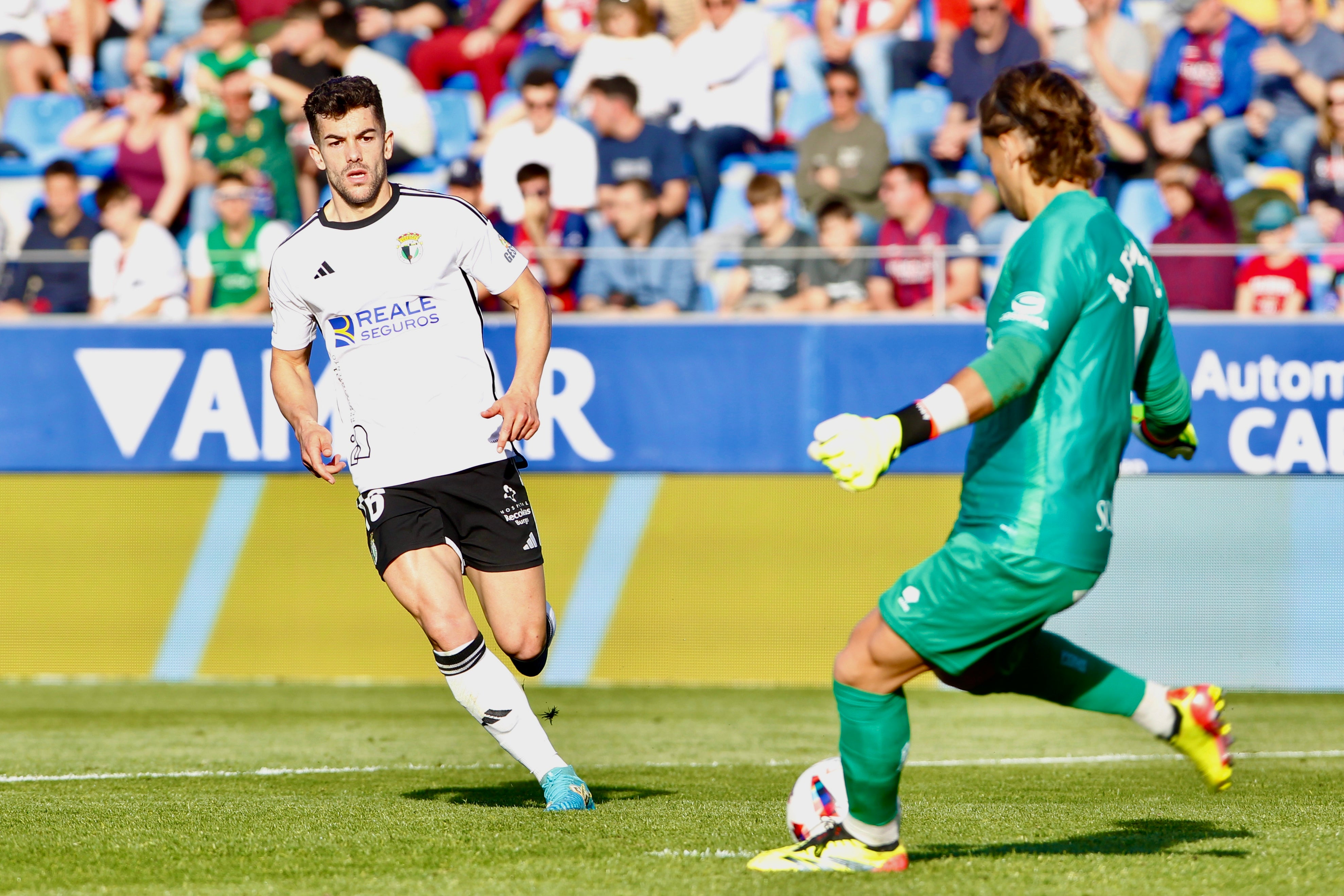 Así ha sido la derrota del Burgos CF ante la SD Huesca en imágenes