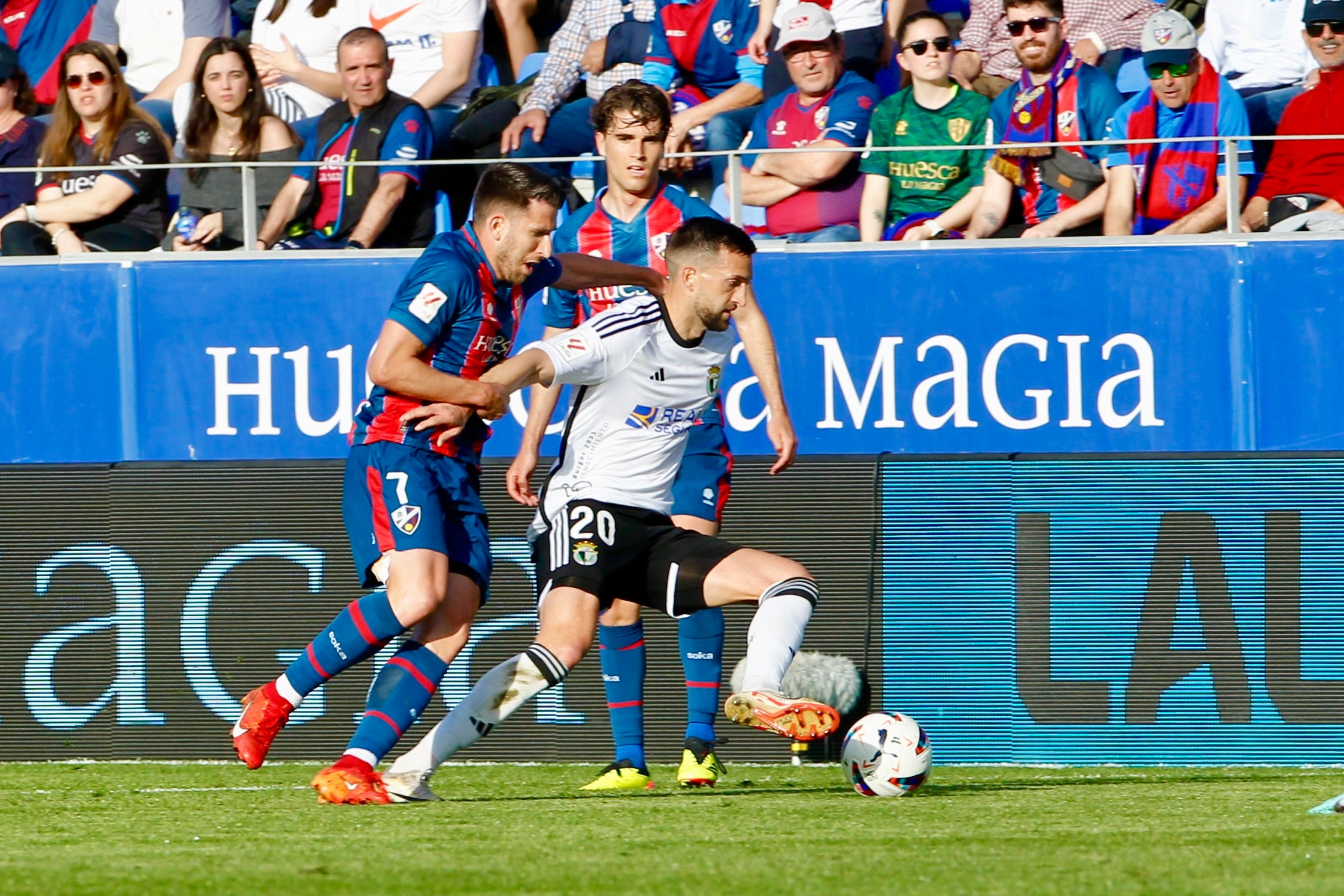 Así ha sido la derrota del Burgos CF ante la SD Huesca en imágenes