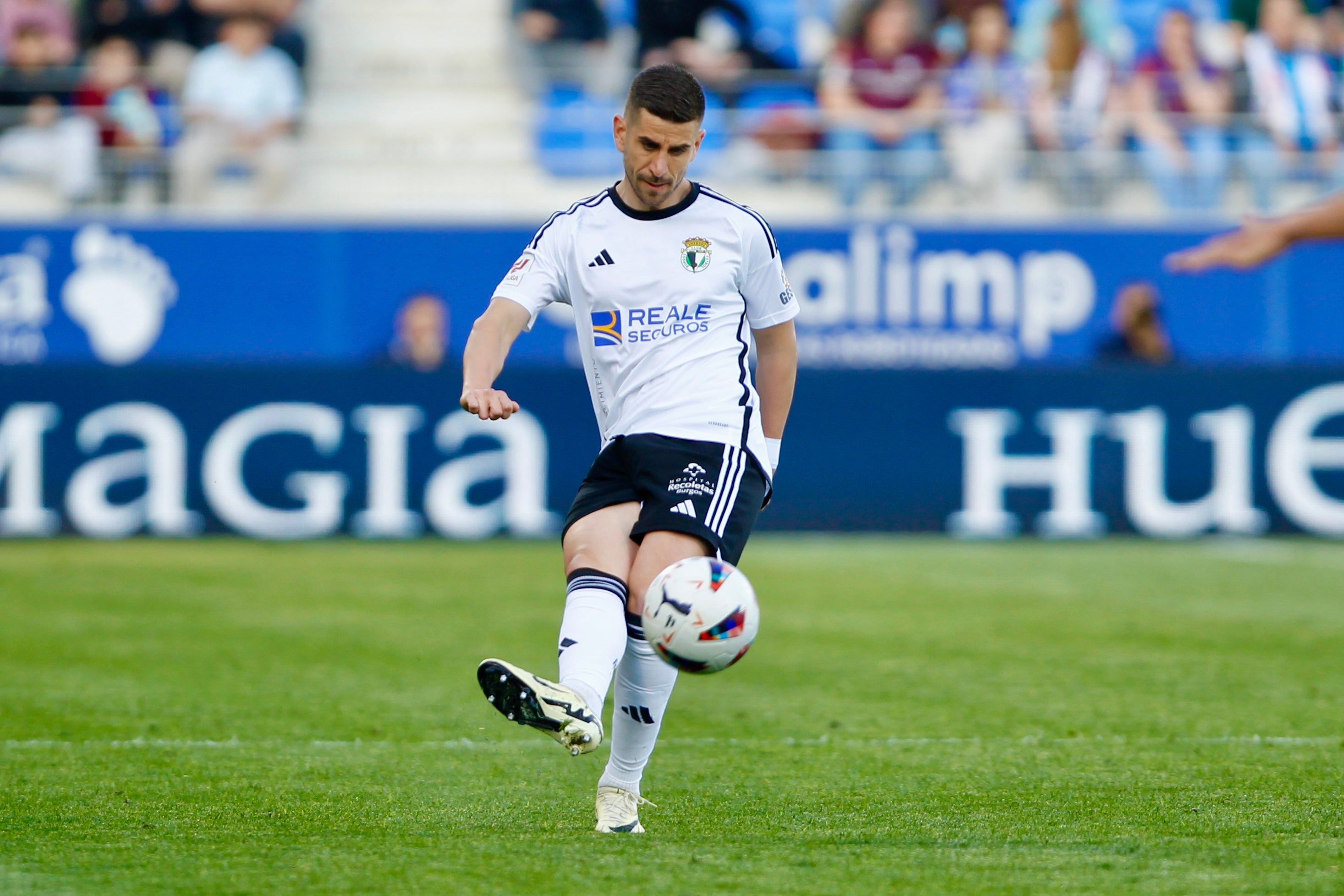 Así ha sido la derrota del Burgos CF ante la SD Huesca en imágenes