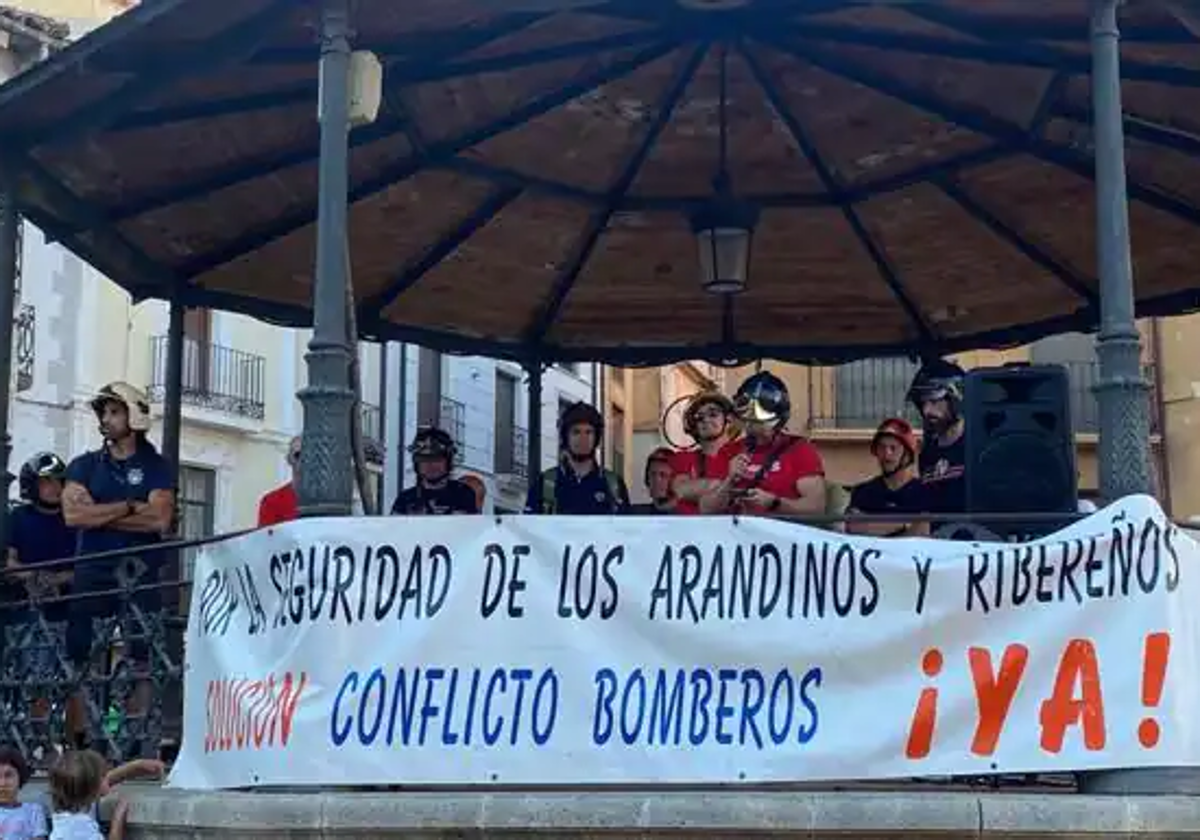 Imagen de archivo de los bomberos de Aranda en una de las múltiples protestas realizadas durante estos años