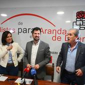 Esther Peña junto al secretario general del PSCyL y portavoz en las Cortes de Castilla y León, Luis Tudanca, y el procurador socialista por Burgos, Luis Briones (dcha).