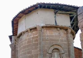 Detalle del mal estado de conservación de la iglesia de San Clemente del Valle.