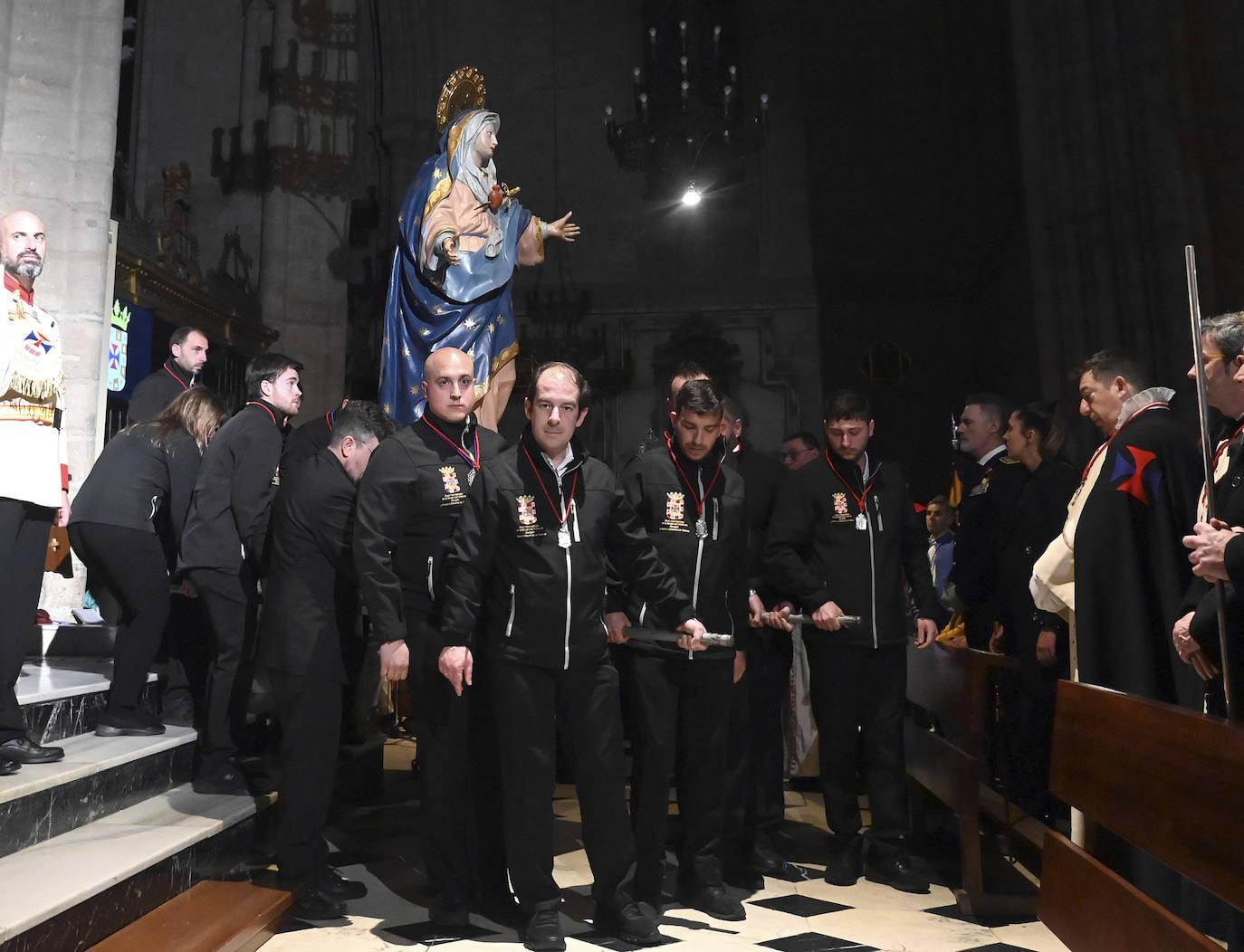 Así ha sido la procesión de El Encuentro celebrada en la iglesia de San Gil