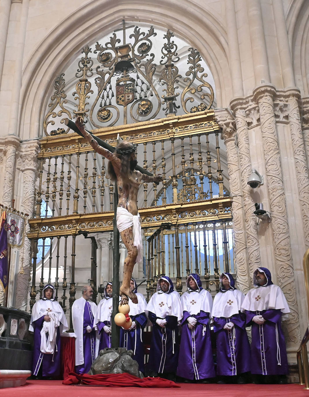 Así ha sido el Desenclavo dentro de la Catedral de Burgos