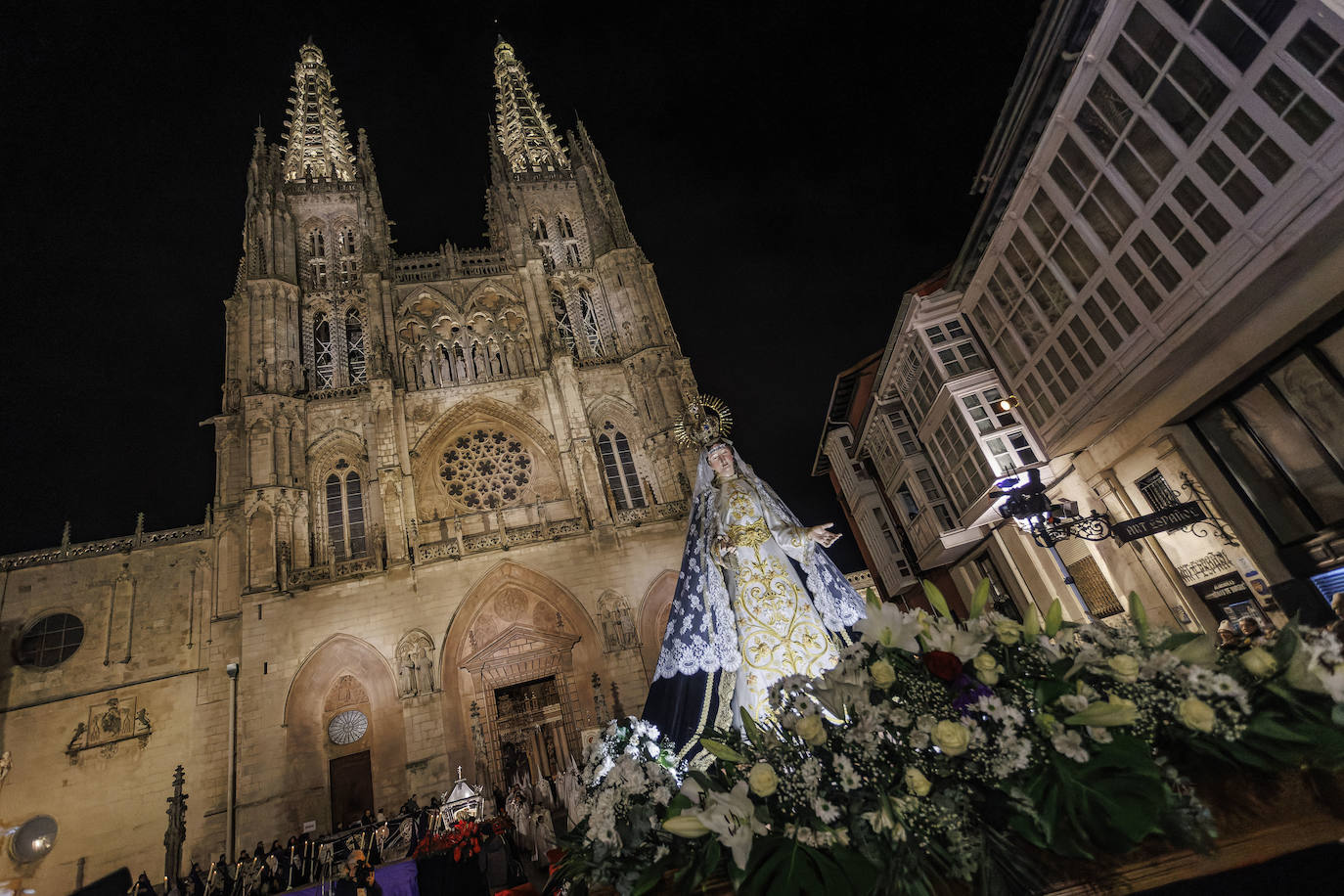 Así han sido el traslado de Cristo Yacente y la procesión del Santo Entierro