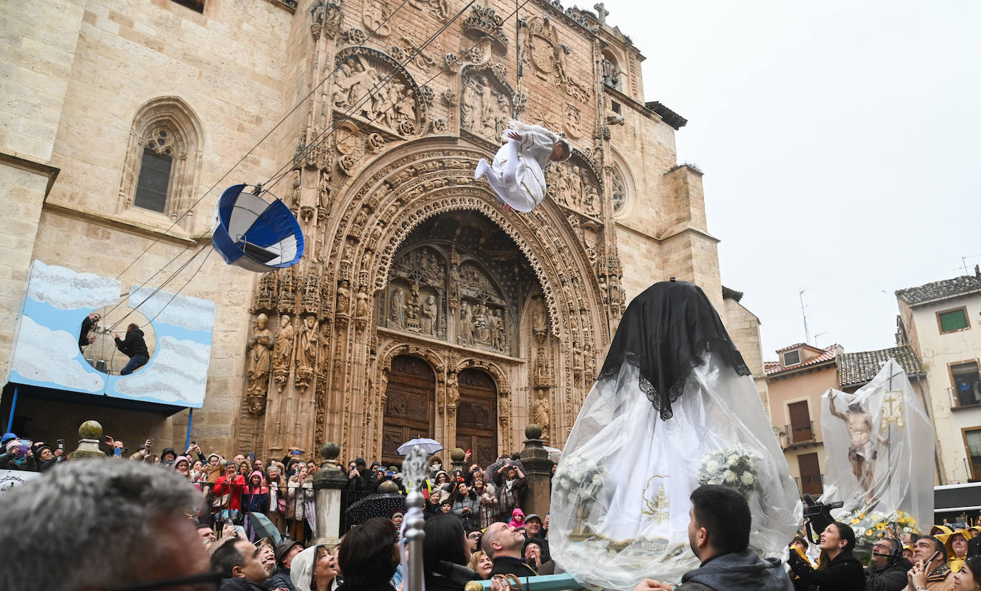 Así ha sido la Bajada del Ángel en Aranda, en imágenes