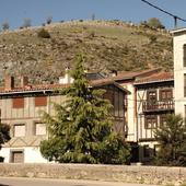 Las condiciones para alquilar el bar y las piscinas de un pueblo de Burgos